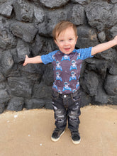 Load image into Gallery viewer, Distressed Black Denim Jeans
